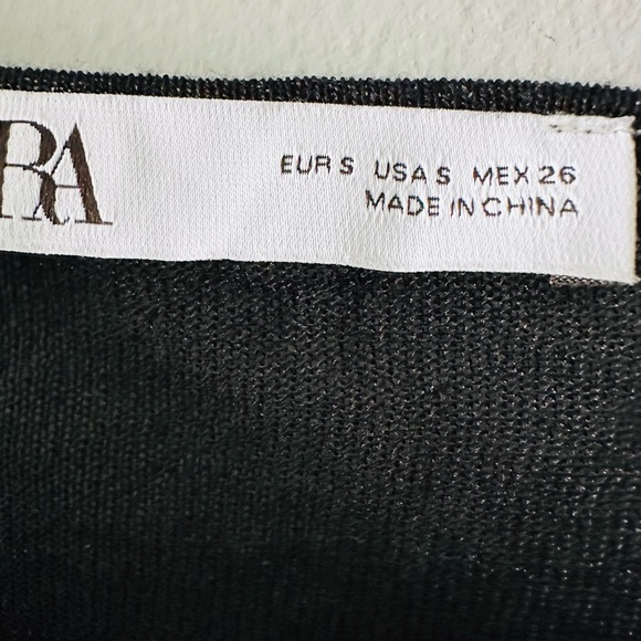 Zara | Fine Knit With Puff Shoulders Sexy Top - Picture 9 of 16